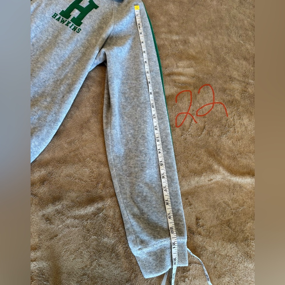 Stranger Things Gray Zip-Up Jacket with Green Lettering and pockets size M - Picture 5 of 6